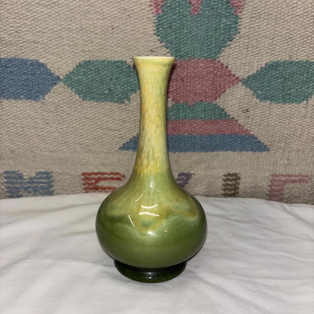 Vtg Haegar green drip glaze vase